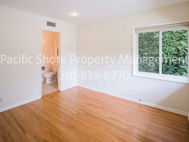 Building Photo - Charming Brentwood Ranch Home with Excepti...