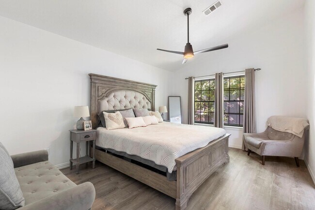 Building Photo - 38 Cricket Hollow Pl