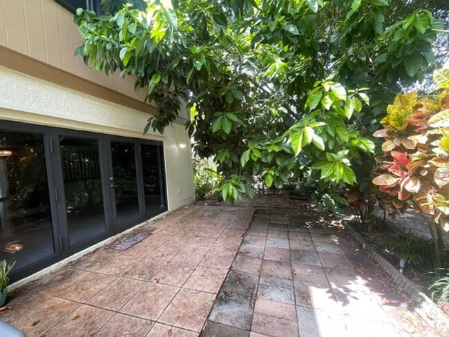 Building Photo - 3011 NW 48th Ave