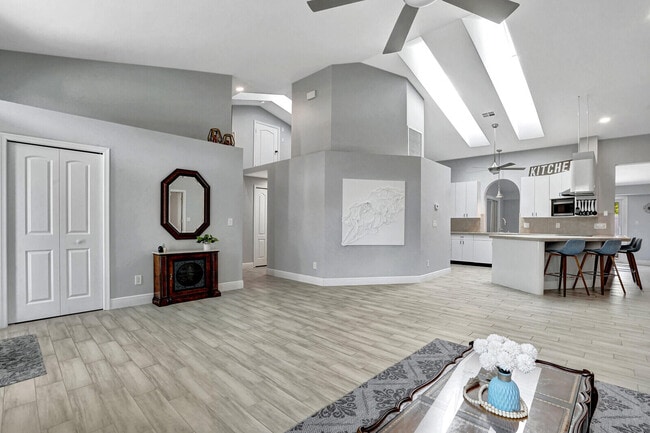 Building Photo - 1212 Mulberry Pl