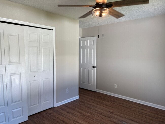 Building Photo - 116 Wax Myrtle Ct