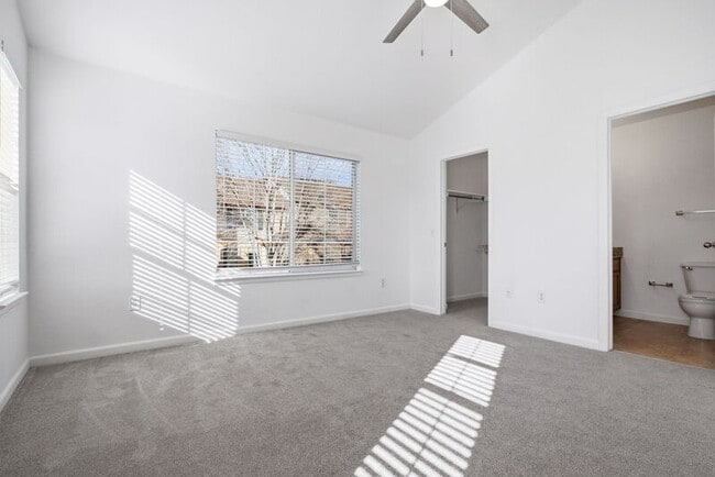 Building Photo - 12787 Jasmine Ct