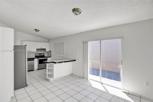 Building Photo - 11854 SW 210th St