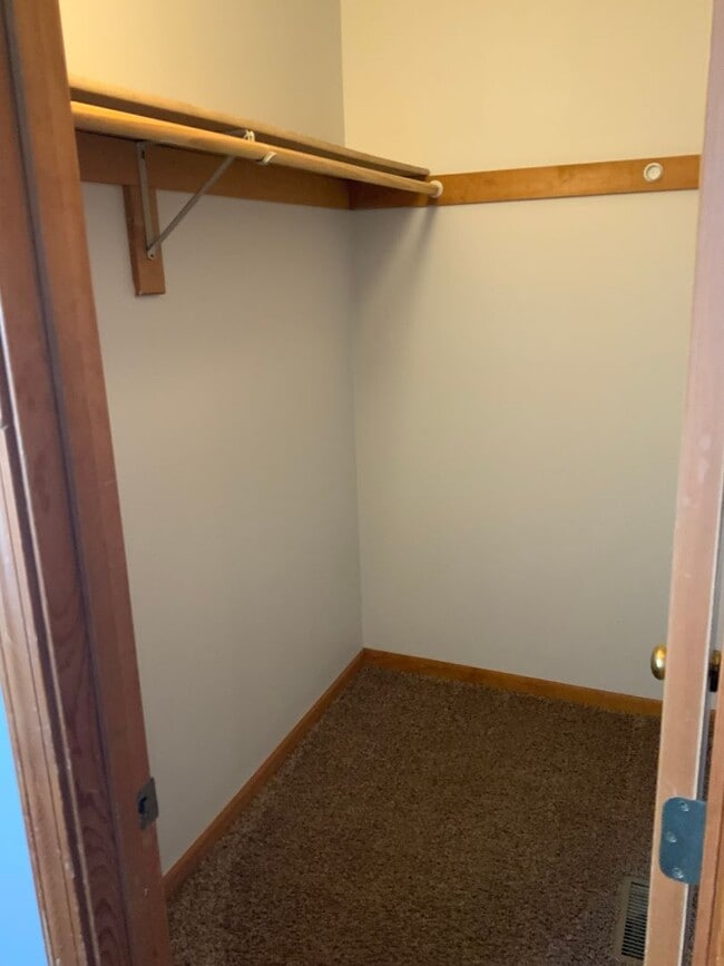 Building Photo - Single Family Eudora Home