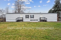 Building Photo - 111 S Cedar Dr