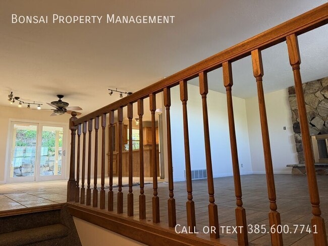 Building Photo - 1189 S 200 E