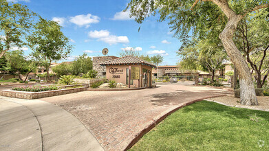 Building Photo - Beautiful Desert Ridge Community