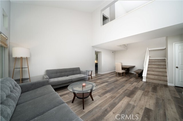 Building Photo - 13400 Via Alicante