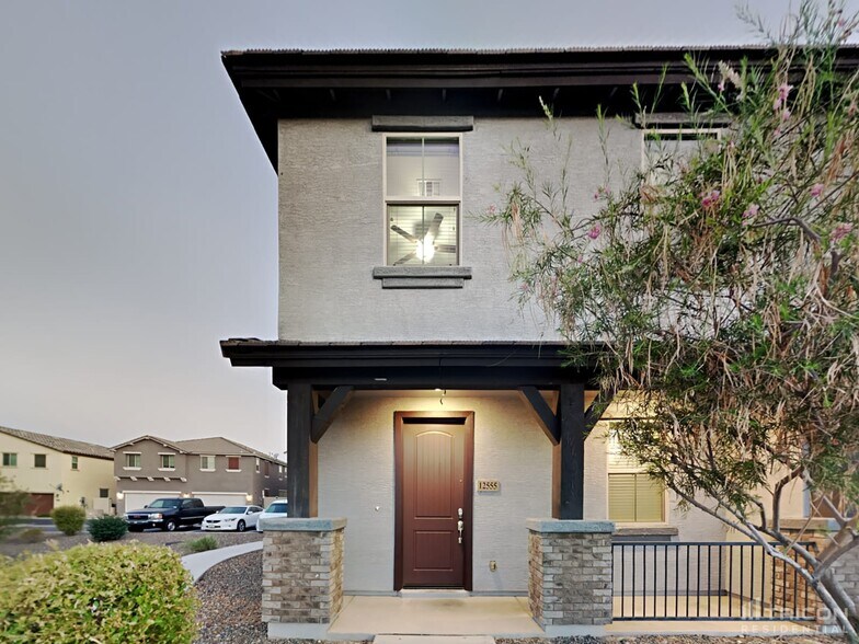 Primary Photo - 12555 W Hummingbird Terrace