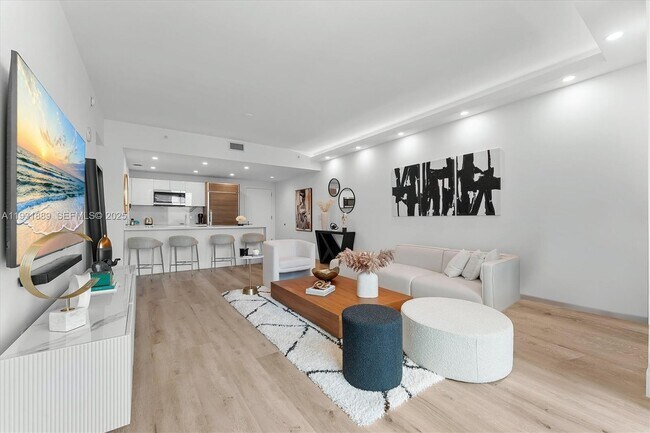 Building Photo - 1100 S Miami Ave