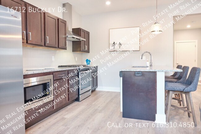Building Photo - 16712 Buckley Dr