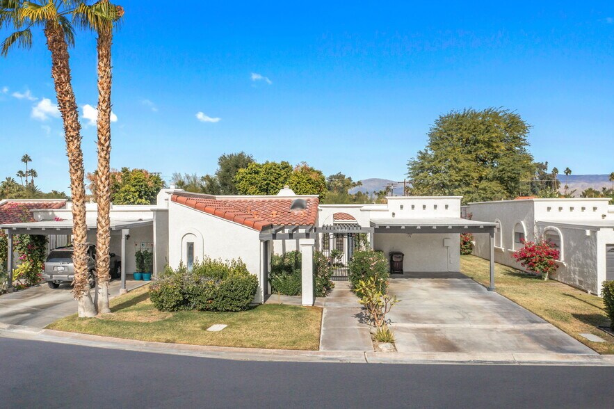 Building Photo - 78990 Bayside Ct