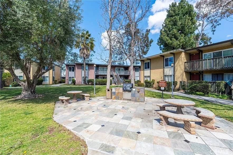 Building Photo - 1127 Sepulveda Blvd