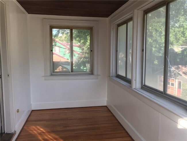 Building Photo - 93 Scottsville Rd