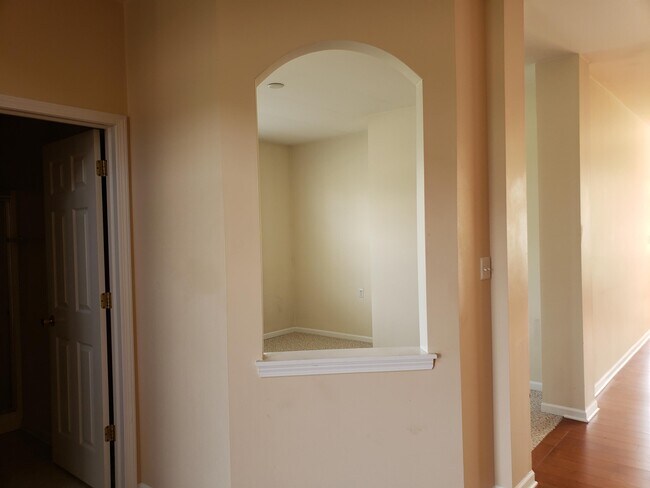 Building Photo - 842 Grand Haven Way