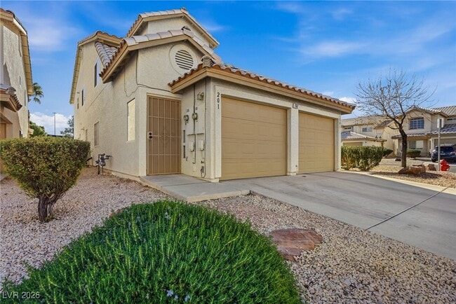 Building Photo - 7567 Violet Vista Ave