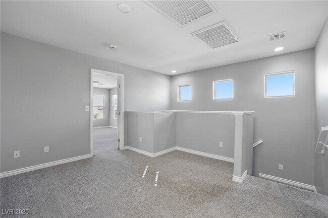 Building Photo - 2805 Big Mountain Ave