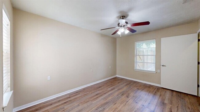 Building Photo - 1724 Boardwalk Ct