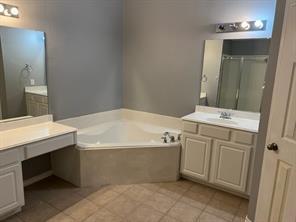 Building Photo - 6400 Brownstone Dr