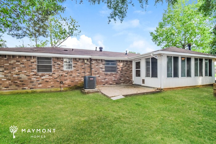 Building Photo - 732 Mimosa Rd