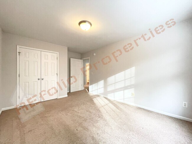 Building Photo - 112 Taylors Creek Ct