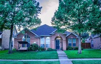 Building Photo - 832 Water Oak Dr