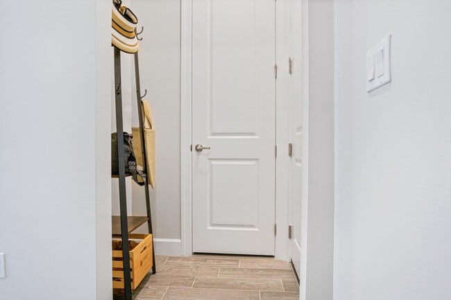 Building Photo - 1862 Tarni Way