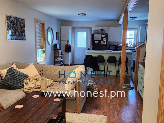 Building Photo - 9 High St