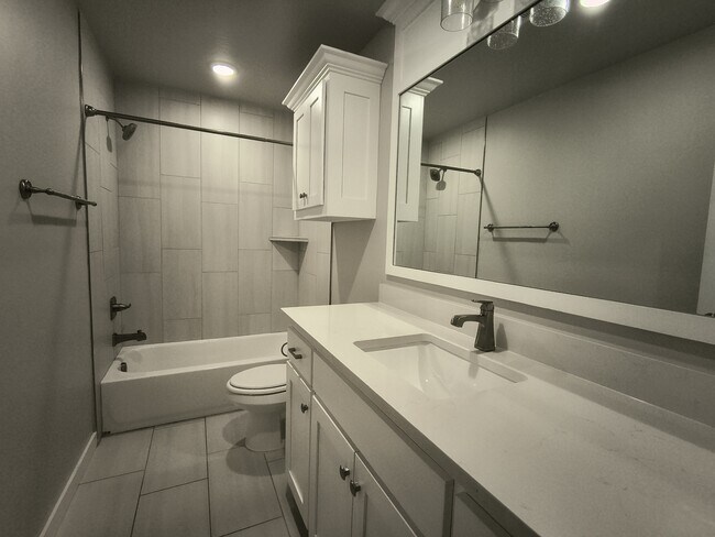 Building Photo - 6259 NW 178th Cir