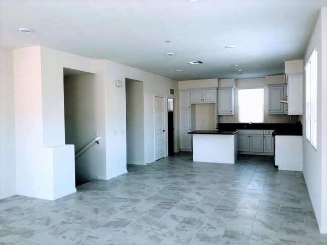 Building Photo - 16128 Sereno Ln