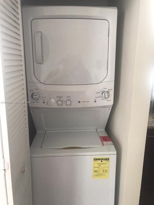 Building Photo - 7275 SW 90th Way