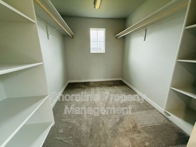 Building Photo - 6203 W Karpathos St