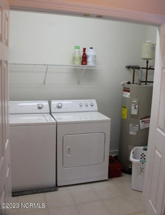 Building Photo - NEW REDUCED PRICE in Beautiful Sea Trail Plantation townhome