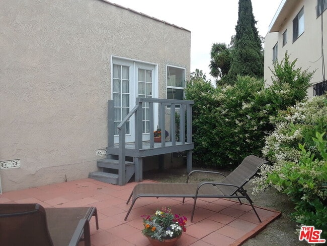 Building Photo - 2117 S Marvin Ave