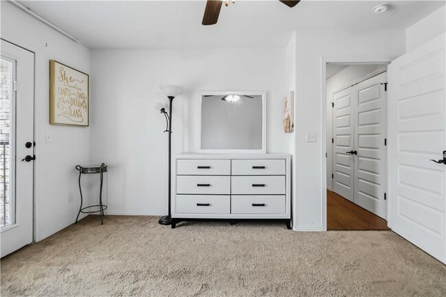 Building Photo - 1299 N Sicily Ln