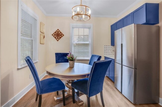 Building Photo - 2925 Dodson Dr