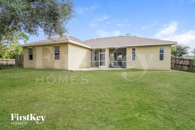 Building Photo - 17528 Braddock Rd