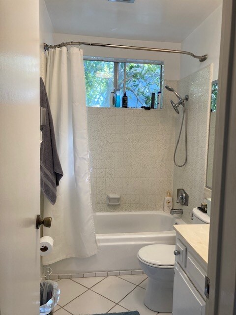 Bathroom - 32 18th Ave
