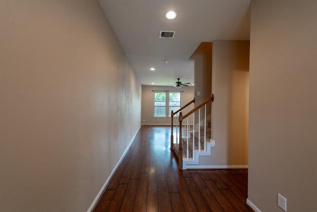 Building Photo - 17035 Wilthorne Gardens Ct