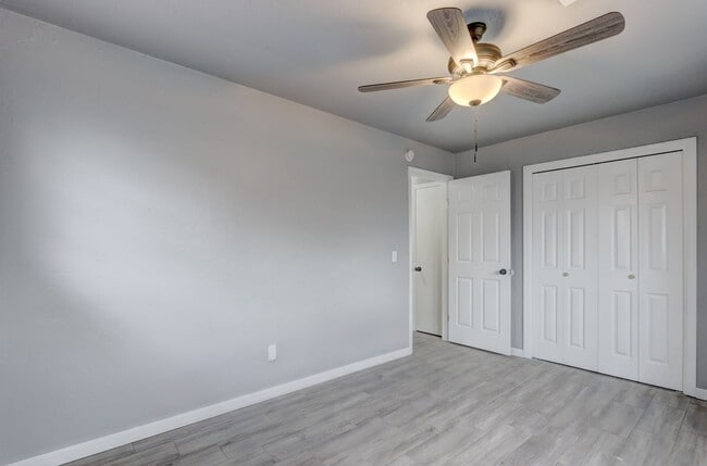 Building Photo - This Cute and Cozy 4 Bed, 2 Bath Home is Available now!!