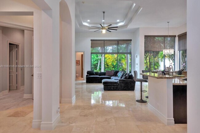 Building Photo - 17931 Lake Azure Way
