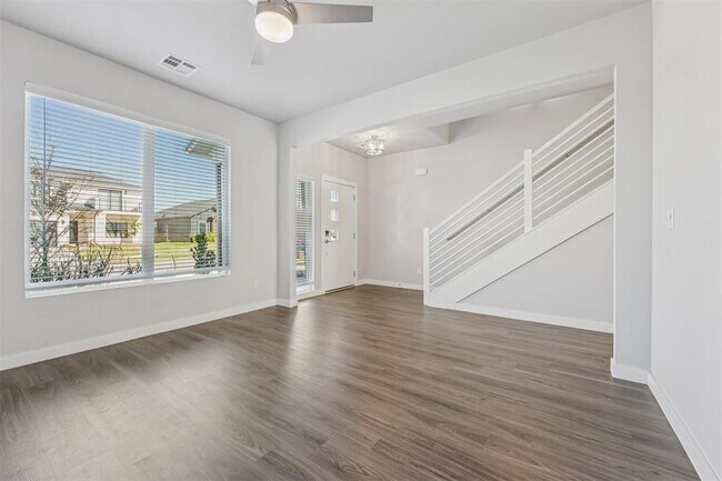 Building Photo - 520 NW 176th Terrace