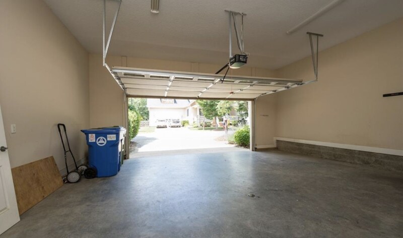 Building Photo - 53 Craftsman Cir