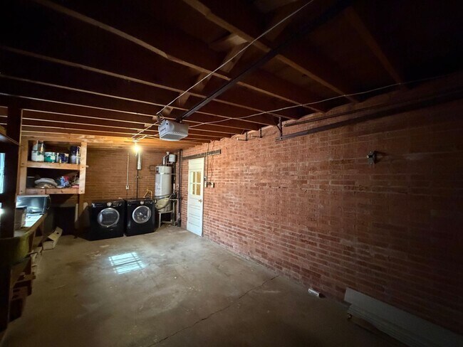 Building Photo - 4712 Palo Duro Ave NE
