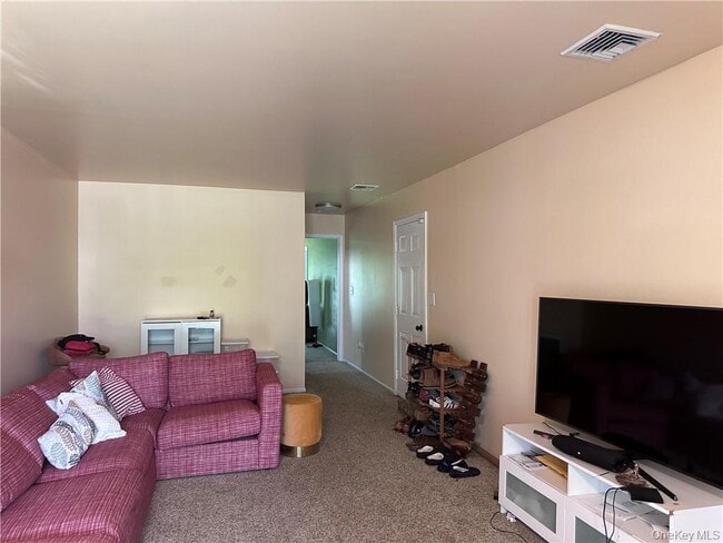 Building Photo - 372 Angelo Dr
