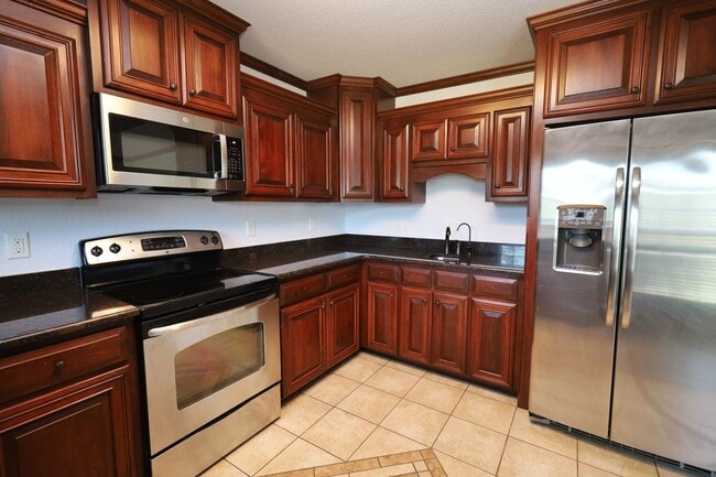 Building Photo - 124 Mill Pond Pl