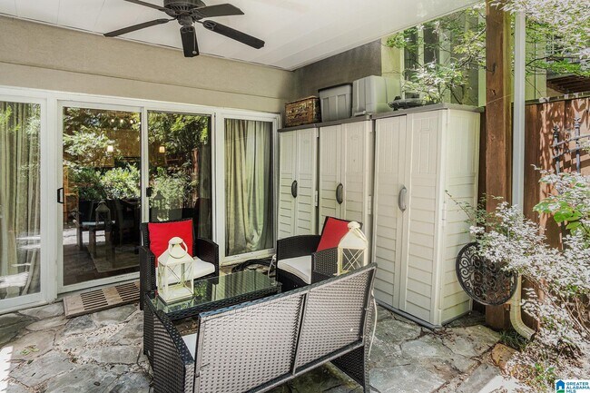 Building Photo - 5539 Hampton Heights Dr