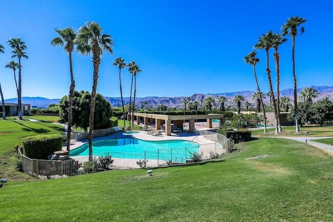 Building Photo - 71000 Los Altos Ct