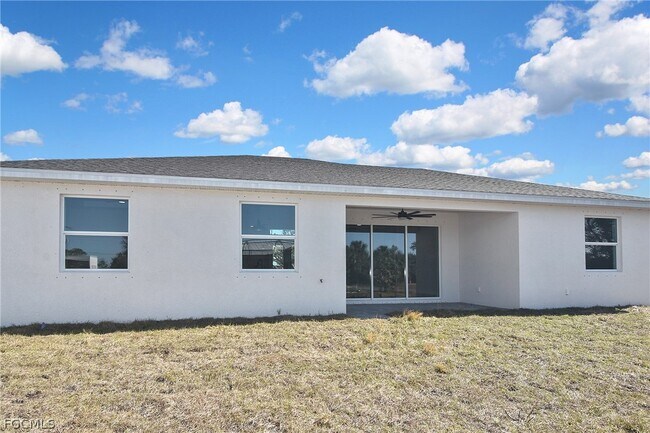 Building Photo - 1906 Northwest 28th Ave