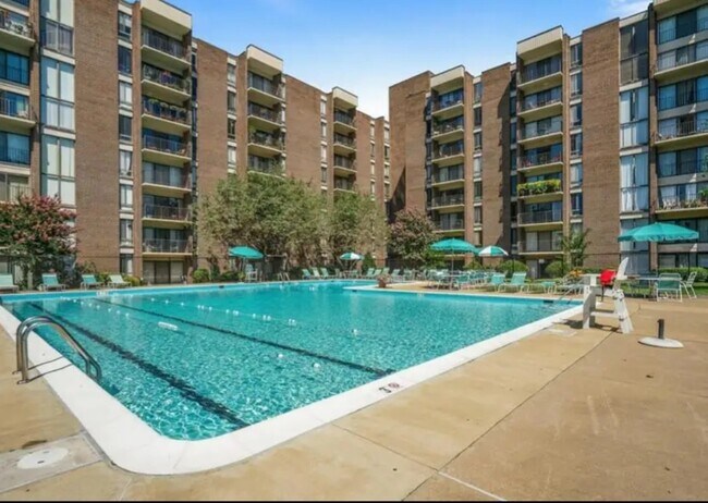 Building Photo - 9907 Blundon Dr